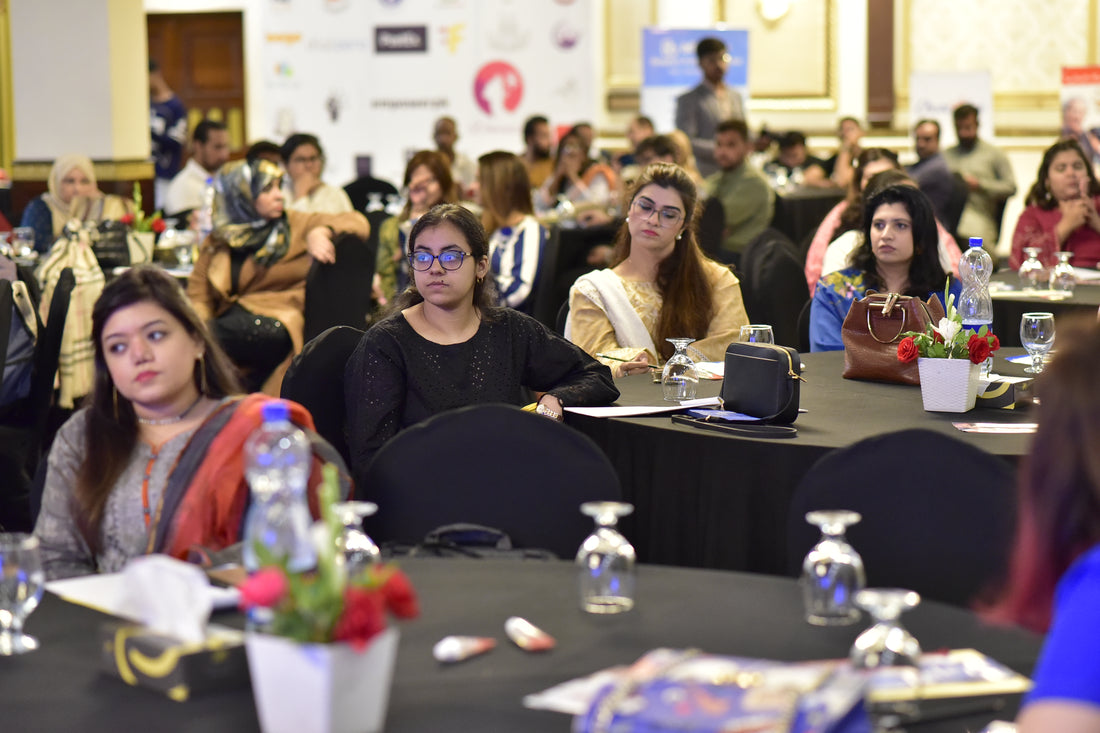 Build & Grow Your business with Womenza Pakistan